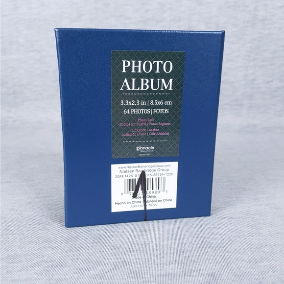 Free w/$15 purchase Mini Photo Album for 3.3” x 2.3” photos - Picture 2 of 6